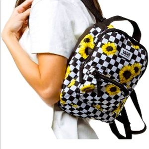 Vans Mini Backpack 🌻